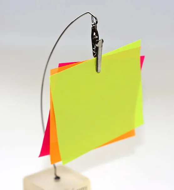 Standing Sticky Note Stand
